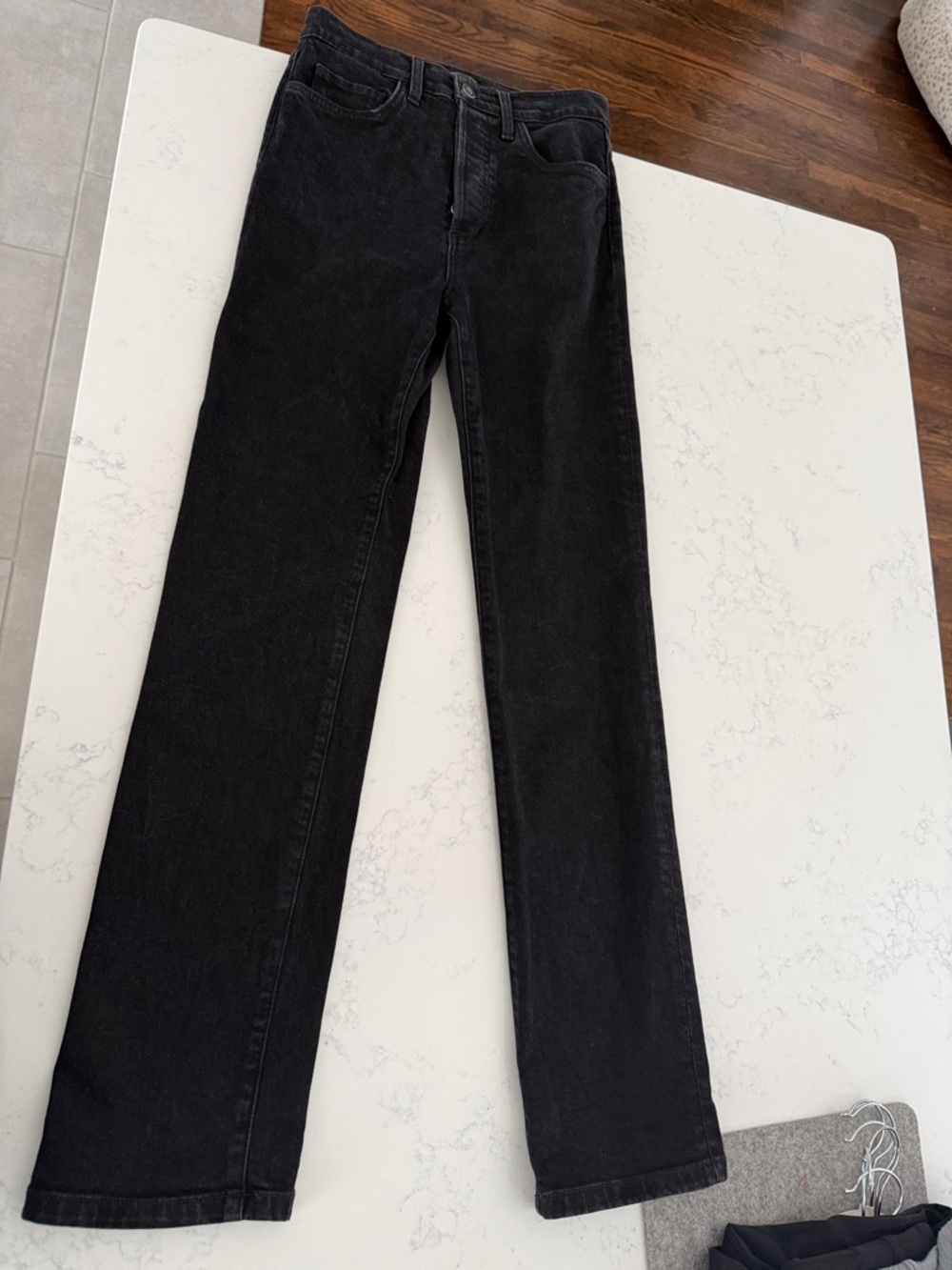 Favorite Daughter Vivi fadedBlack Straight Leg Jeans